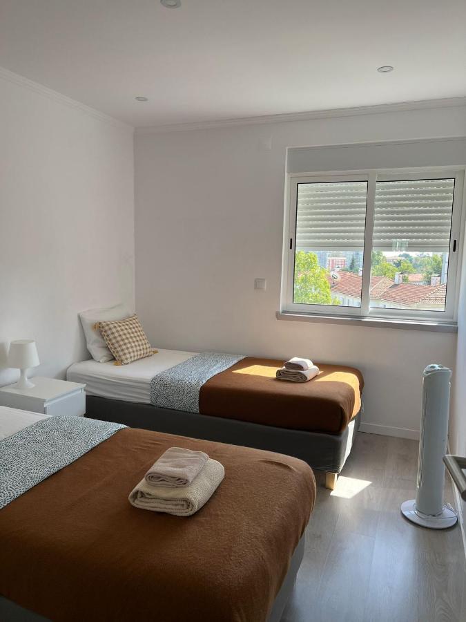 Room Near The Airport Lisboa Exteriör bild